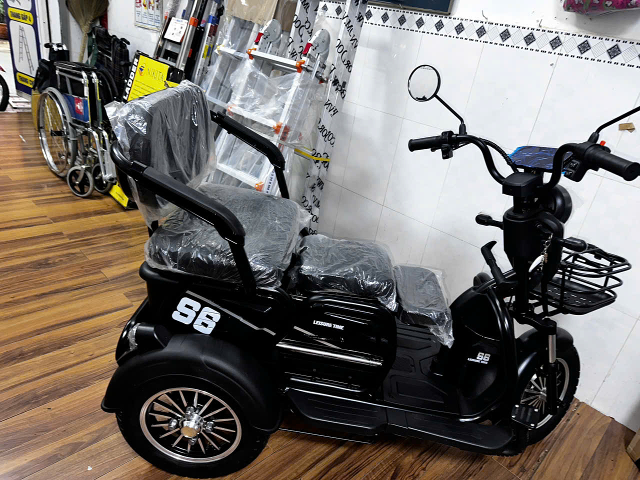 xe ba bánh điện chính hãng giá tốt